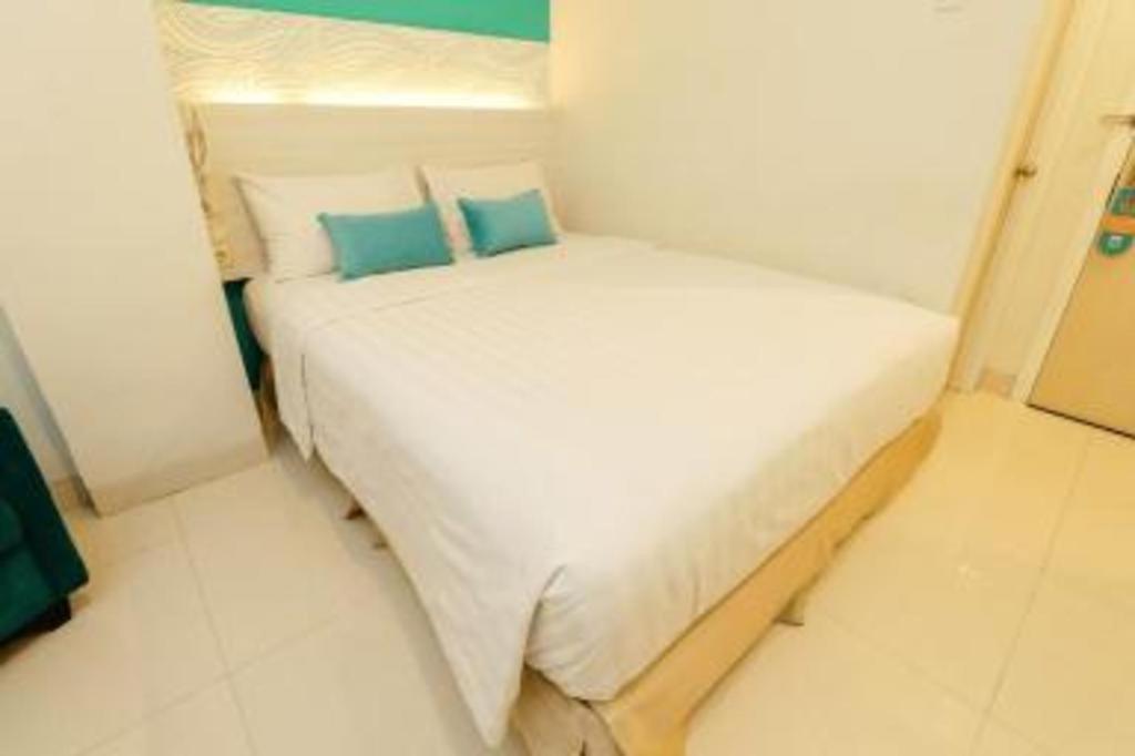 Makassar Beach Inn 2*