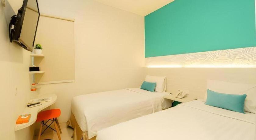 Makassar Beach Inn Hotel 2*