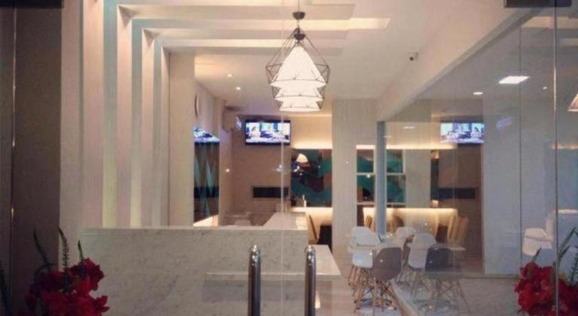 Makassar Beach Inn 2*